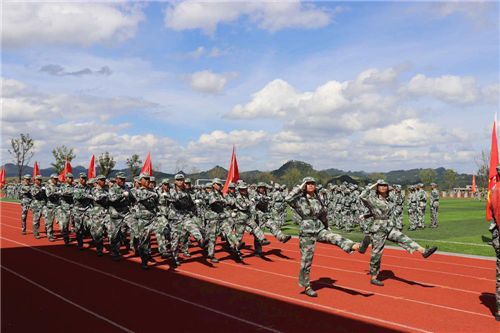 黔東南州民族中等職業(yè)技術學校學校簡介