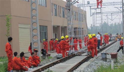 內(nèi)江鐵路機(jī)械學(xué)校圖片、照片