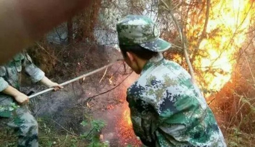 貴州國防軍事職業(yè)學(xué)校( 貴陽國防軍校)消防實戰(zhàn)演練