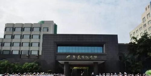 四川省高縣職業(yè)技術(shù)學(xué)校（高縣職校）軍樂(lè)隊(duì)首演成功