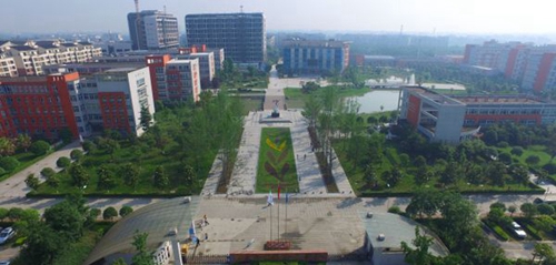 成都鐵路衛(wèi)生學(xué)校校園全景