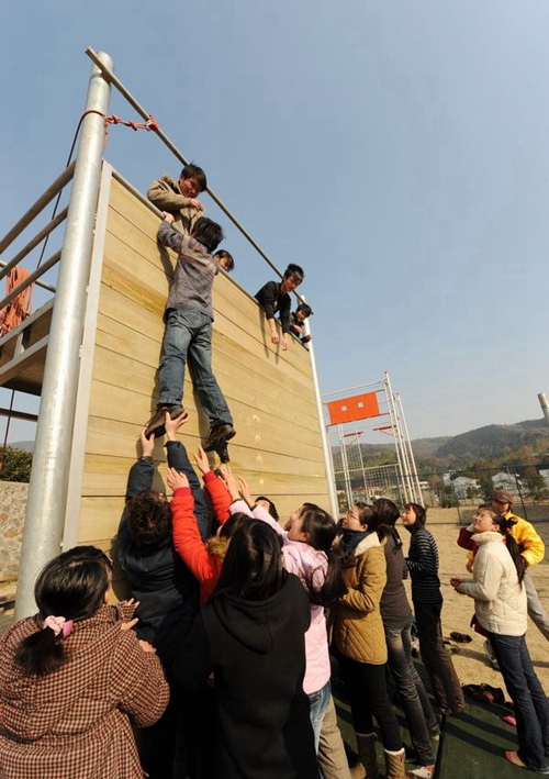 簡陽市機(jī)電工程學(xué)校素質(zhì)拓展