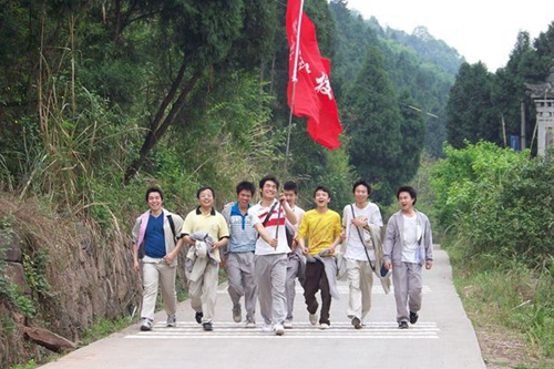 四川省工業(yè)設(shè)備安裝技工學(xué)校學(xué)生拓展