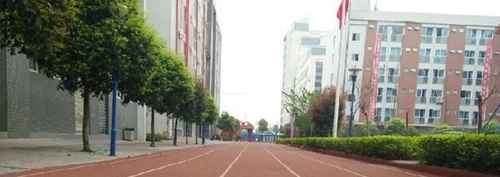 中國五冶大學(xué)（高新校區(qū)）校園正門景