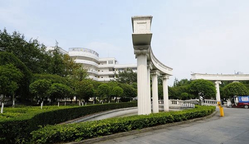 四川省水產(chǎn)學(xué)校校園一景2