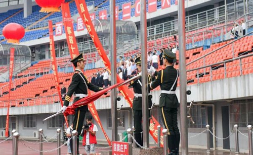 西南醫(yī)科大學附屬醫(yī)院衛(wèi)生學校（瀘州衛(wèi)校）升旗儀式