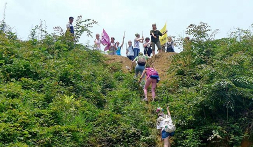 成都市通錦中學(xué)校登山活動