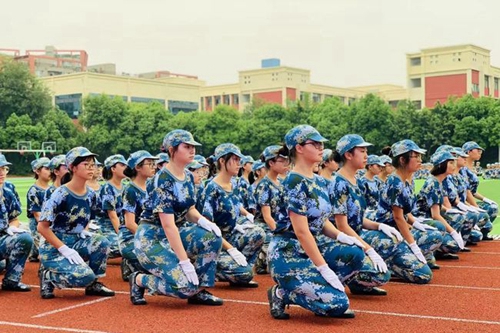 成都高新實驗中學隊列表演方隊