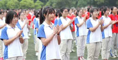 成都市新都香城中學(xué)校園活動