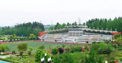 成都市新都香城中學(xué)運動場