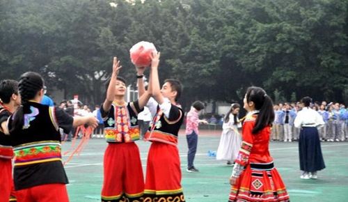 四川師范大學(xué)實驗外國語學(xué)校綜合運動會開幕式