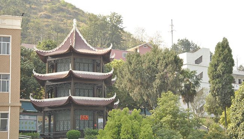 貴州羅甸邊陽中學(xué)校園環(huán)境