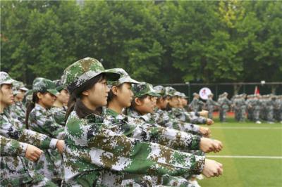 貴州水城礦業(yè)技工學(xué)校軍訓(xùn)