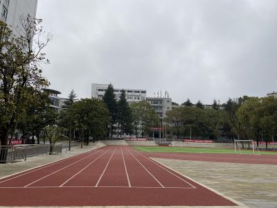 二戈寨校區(qū)校園跑道